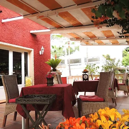 Palmer I Beachhouse Hotel 3*